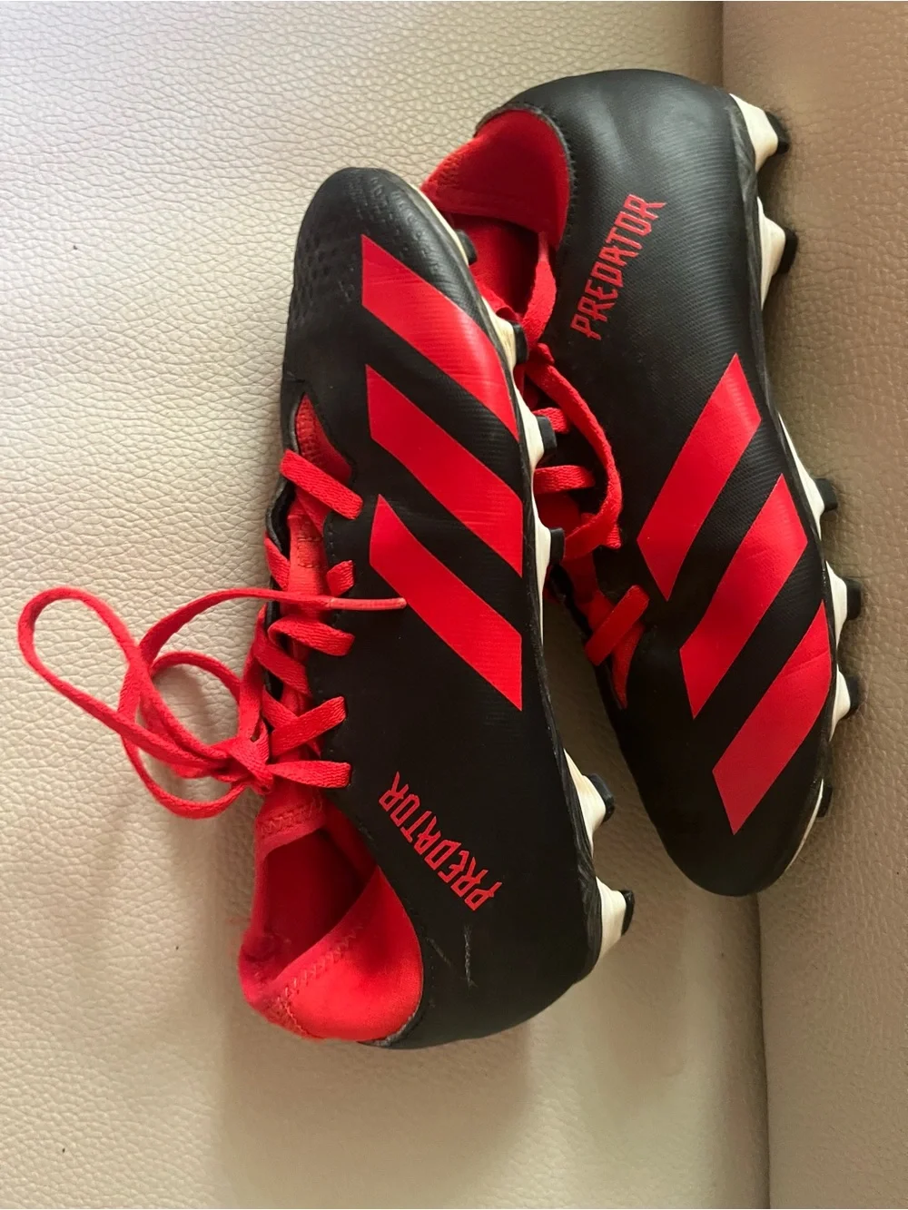 Adidas Kids' Predator Soccer Cleats in Black and Red Size 4